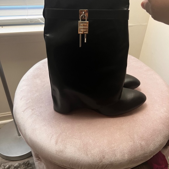 Ankle Lock Bootie - Picture 6 of 9